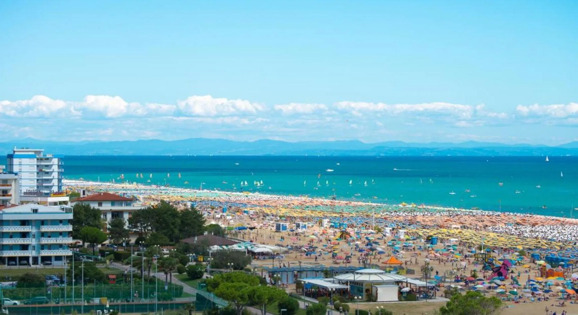 Beautiful Apartment With Terrace And Swimming Pool Bibione