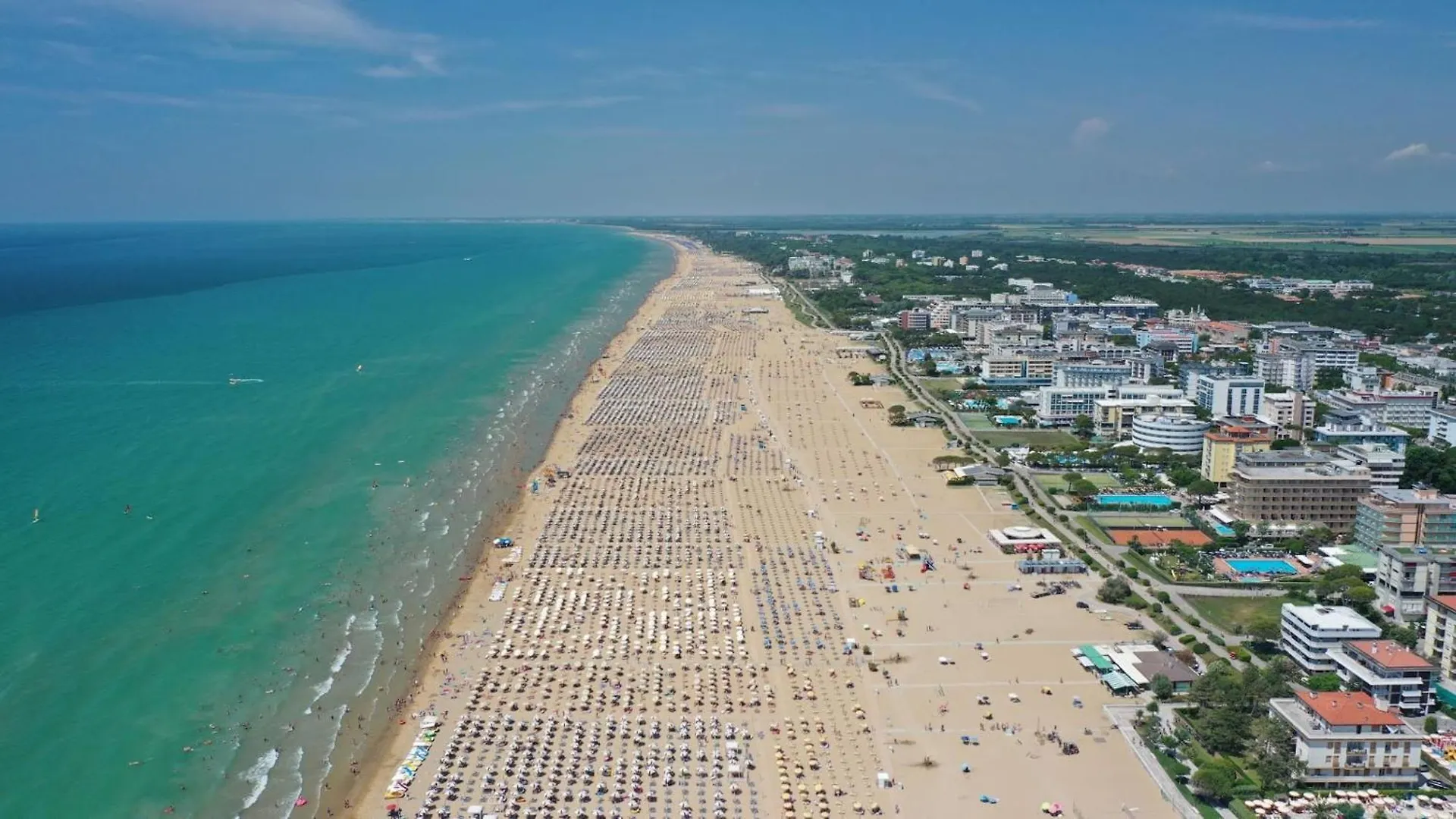 Beautiful Apartment With Terrace And Swimming Pool Bibione